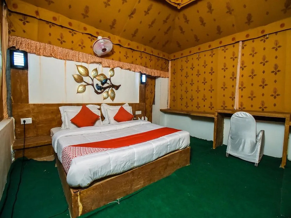 OYO 23680 Kabila Camps