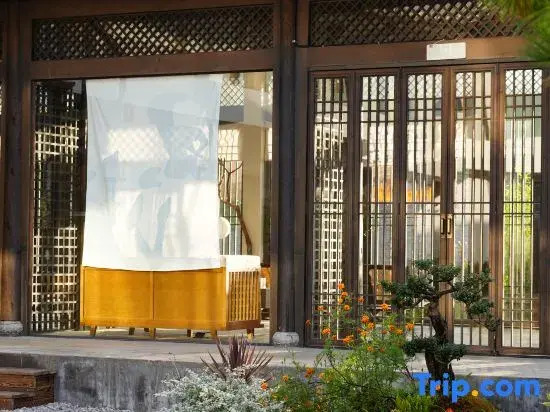 Yulong Mujianshan Homestay
