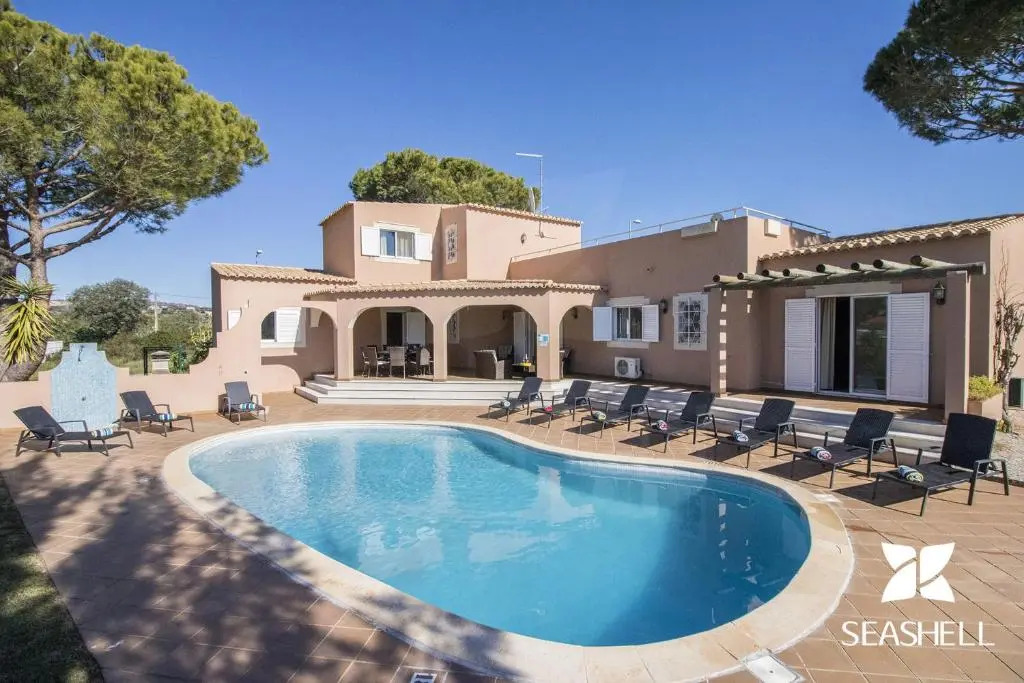 Villa Anita by Algarve Holidays