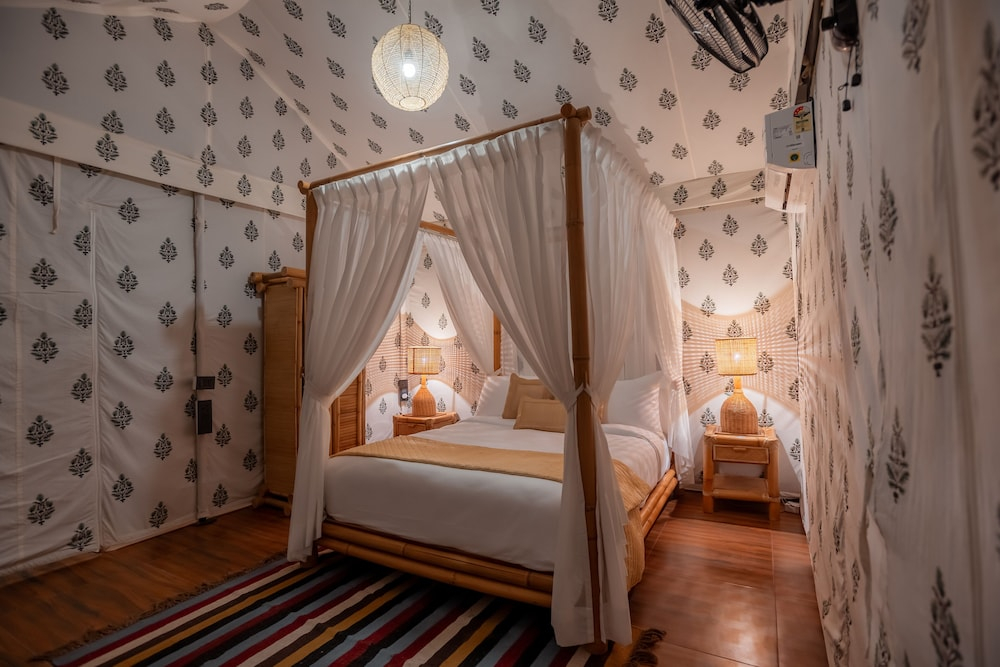 Vaani Greens Wildlife Resort, Kaziranga