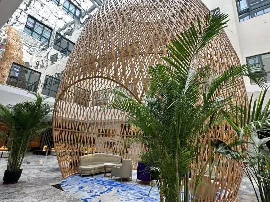 Crystal Hotel· Panjinwenlv International City