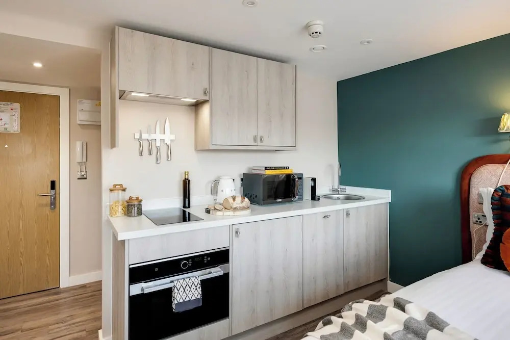 Colston Street I Your Apartment