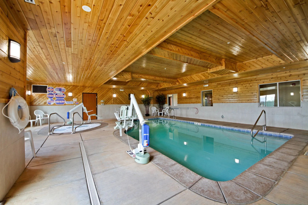 Comfort Suites Redding - Shasta Lake