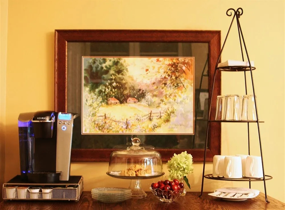 Oak Hill On Love Lane Bed and Breakfast Inn