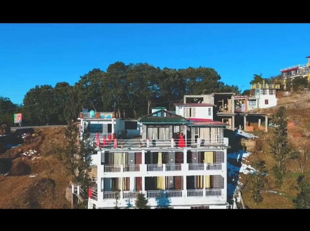 Jaishnavi Homestay - Mukteshwar