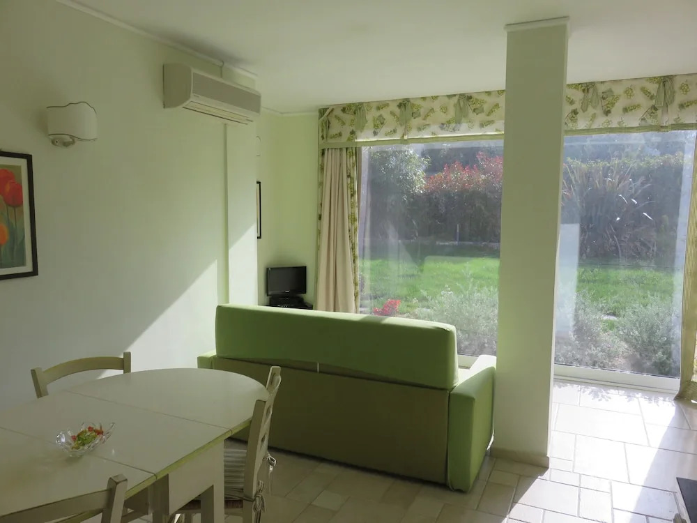 Casa Vacanze Nel Giardino di Renzo - Mareri apartments