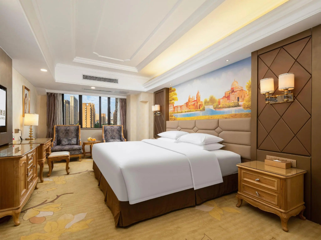 Vienna International Hotel (Wuhan Yangguang Yuhang)