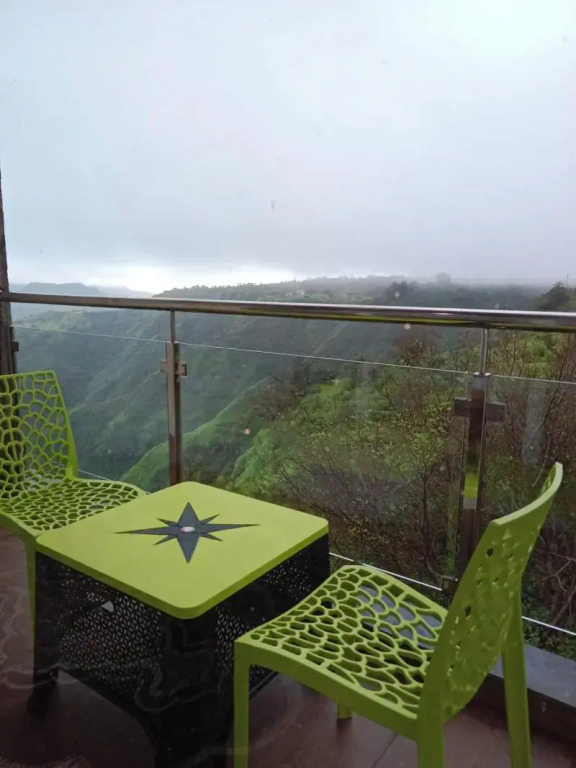 Aakaar Valley,Mahabaleshwar