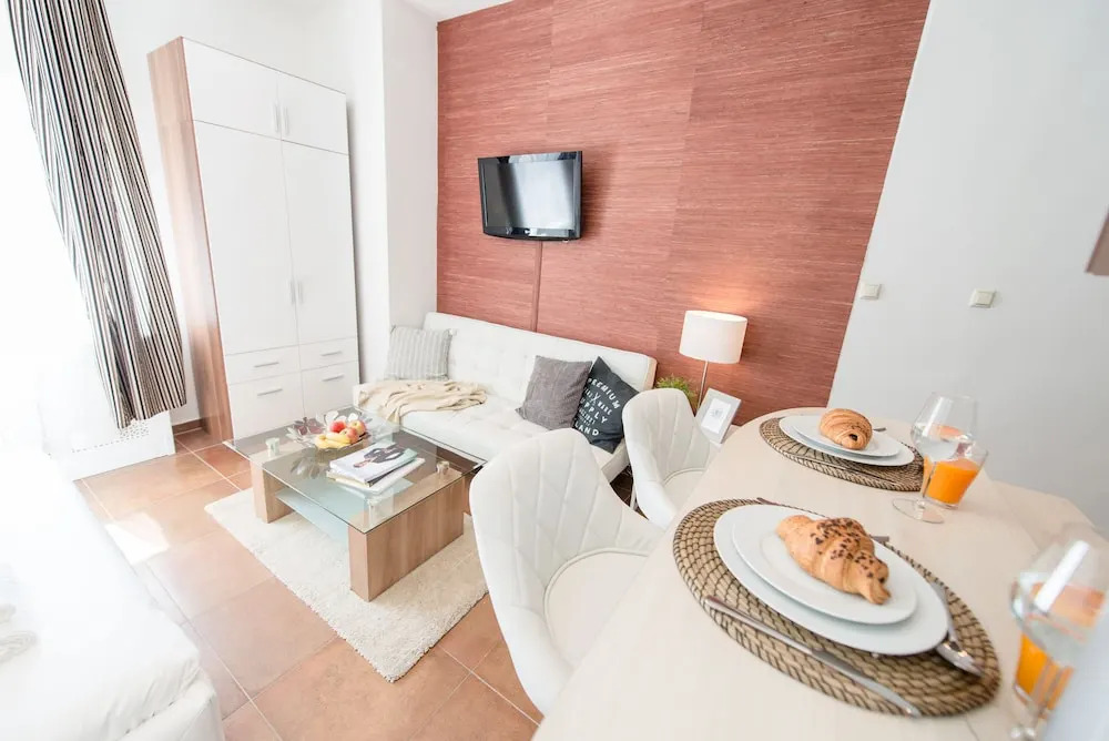 Oasis Apartments - Fashion Street