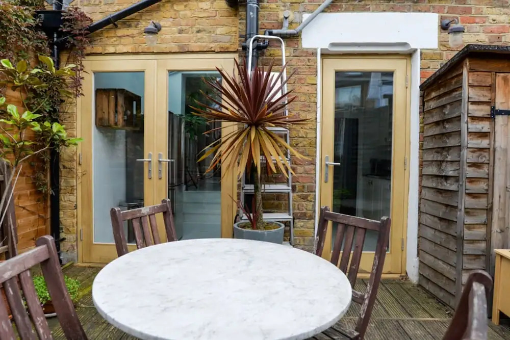 3 Bedroom House In Heart Of Stoke Newington