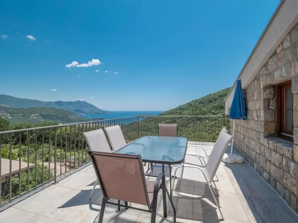Family Retreat Bozovic