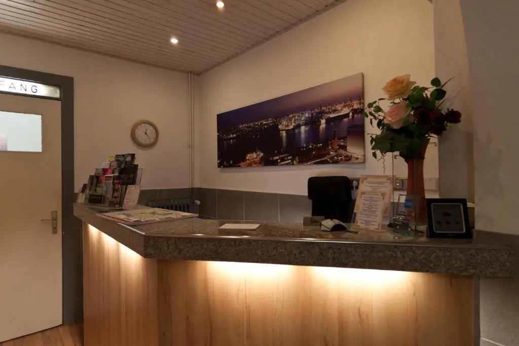 Hotel Kieler Hof - Hamburg Central Station