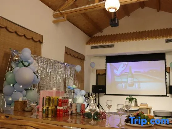 Mianyang orange courtyard home stay