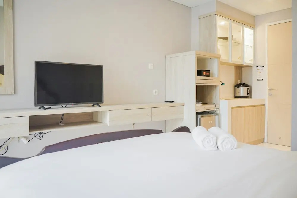 Relaxing and Tidy Studio Apartment at Ayodhya Residences