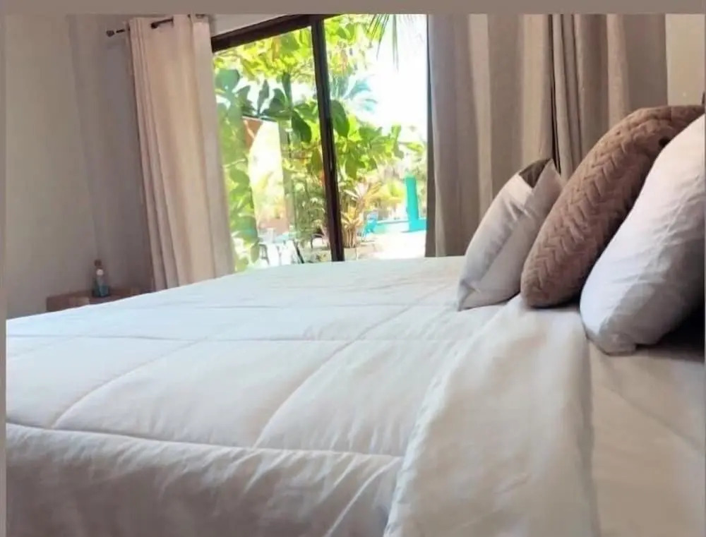 Sambo Mambo Beach Hotel