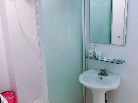 Yiwei Hotel Apartment (Shenyang Lijiang Street Subway Station)