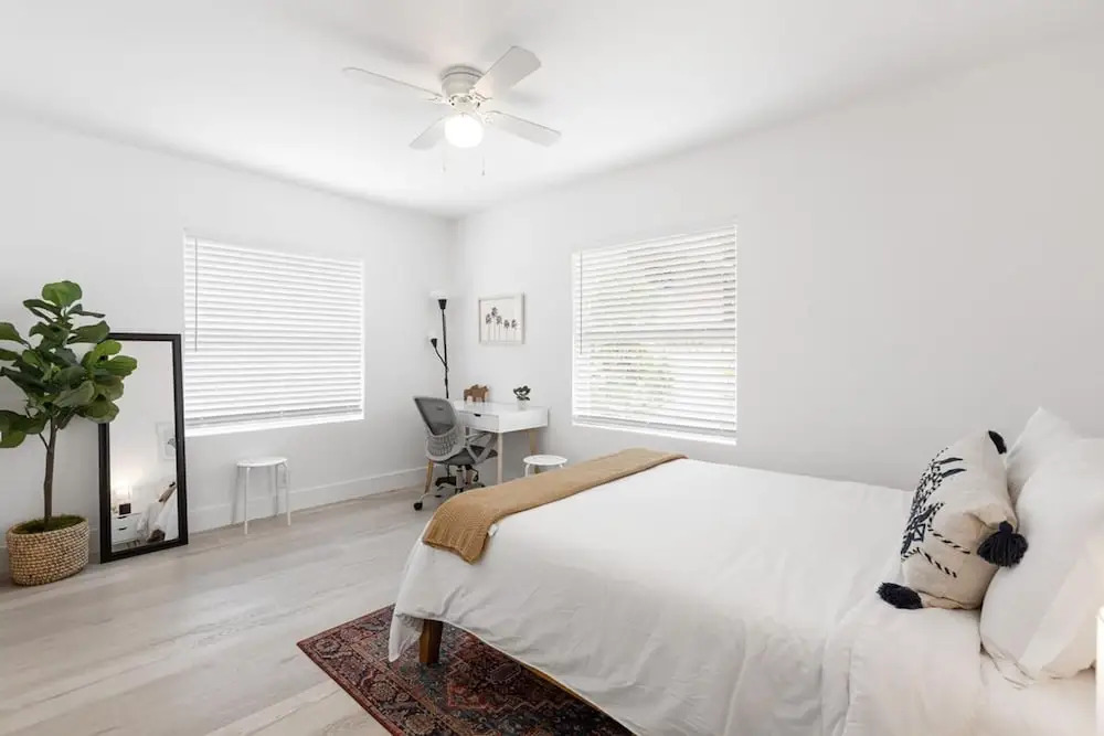 Charming 2 Bedroom Apartment in Victoria Park