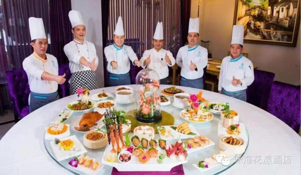 Huayang Hotel