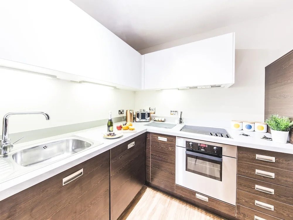 First Stay Apartments - The Postbox Suite