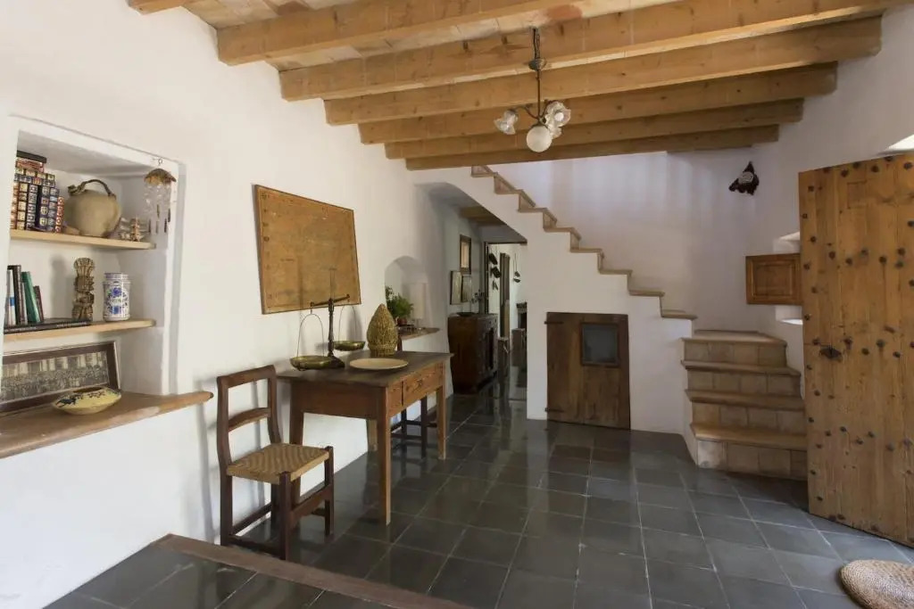 Es Coco Mountain Cottage in Sóller by PriorityVillas