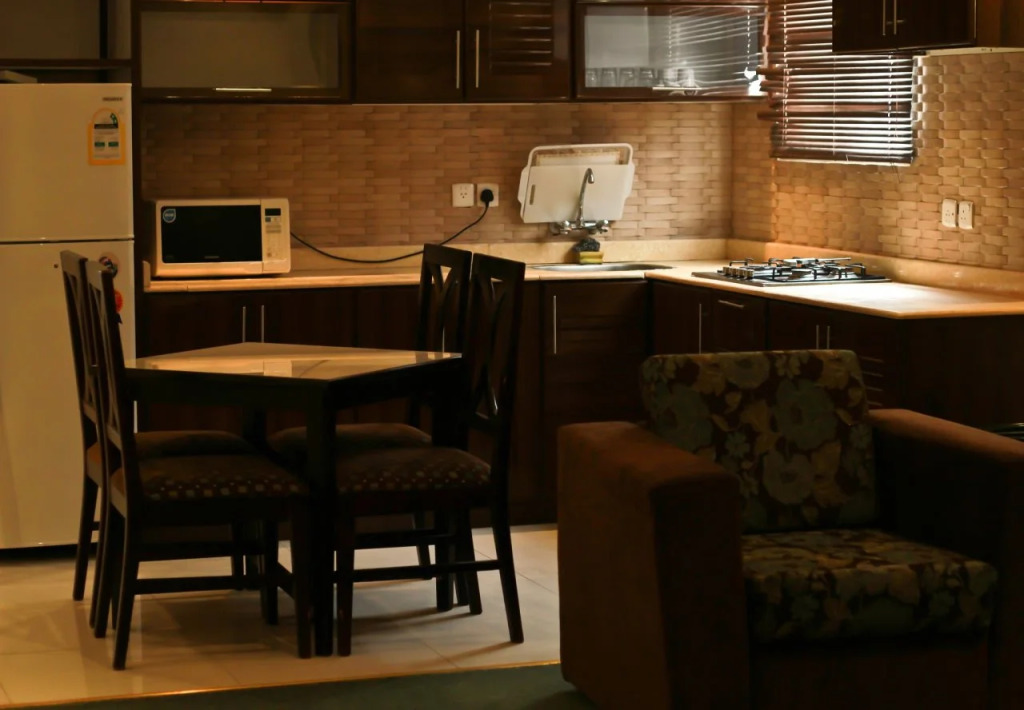 Rest Night Hotel Suites- AL Falah
