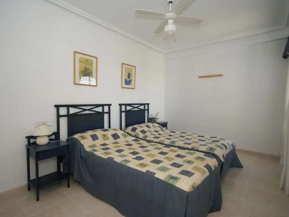 Superb Apartment Right on Beautiful 18-hole Golf Course on the Costa Blanca