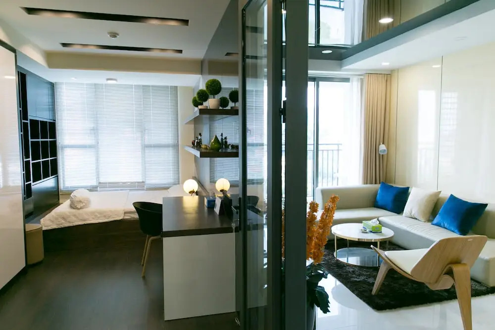 J7 3BR Apartment