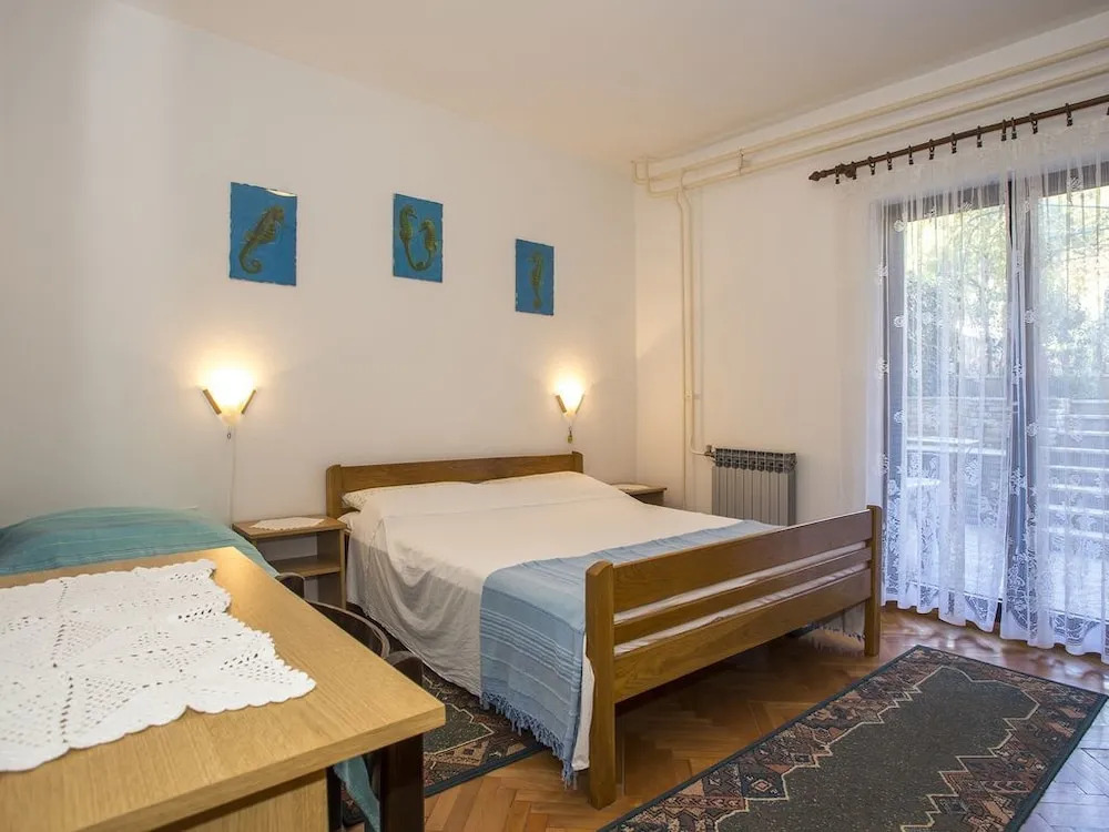 Apartment 51