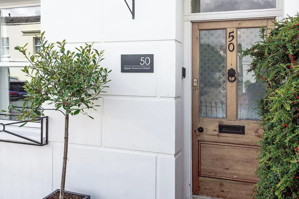 Stunning Townhouse with Large Garden
