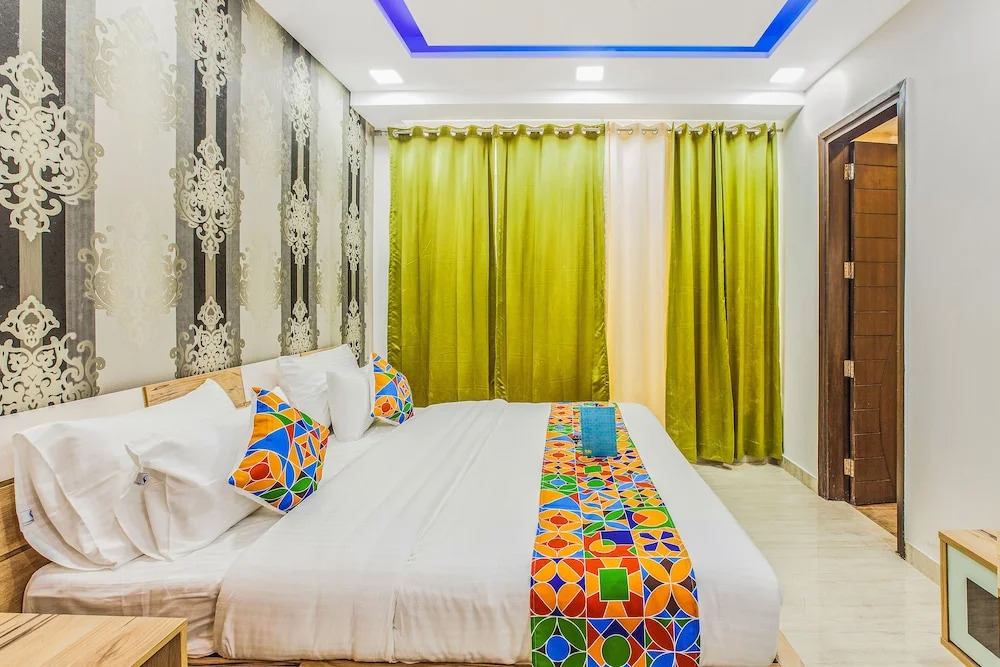 FabHotel Comfort Dome Premium