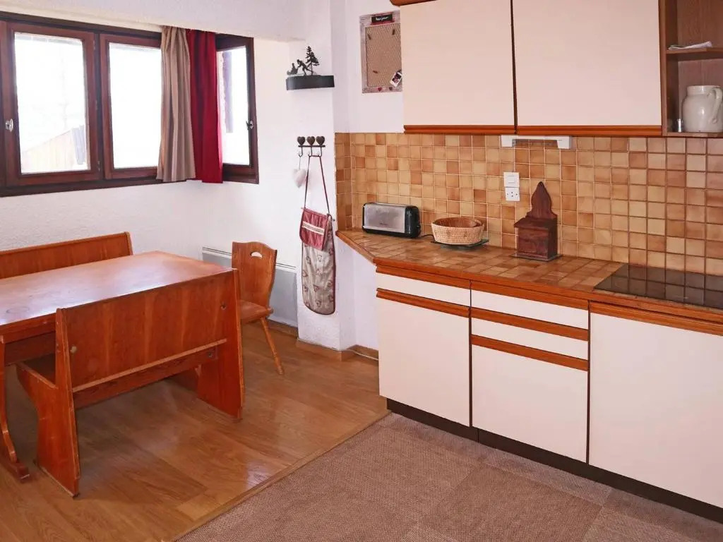 Appartement Les Orres, 2 pièces, 8 personnes - FR-1-322-191