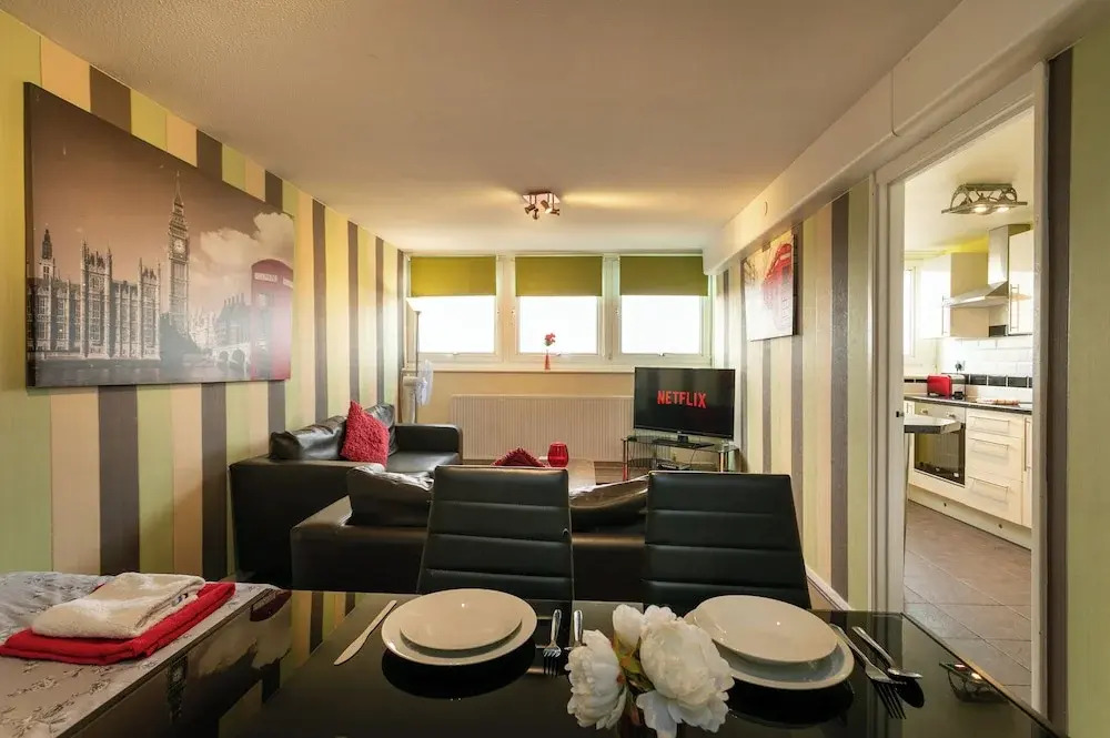 Victoria Centre Apartments & Annexe