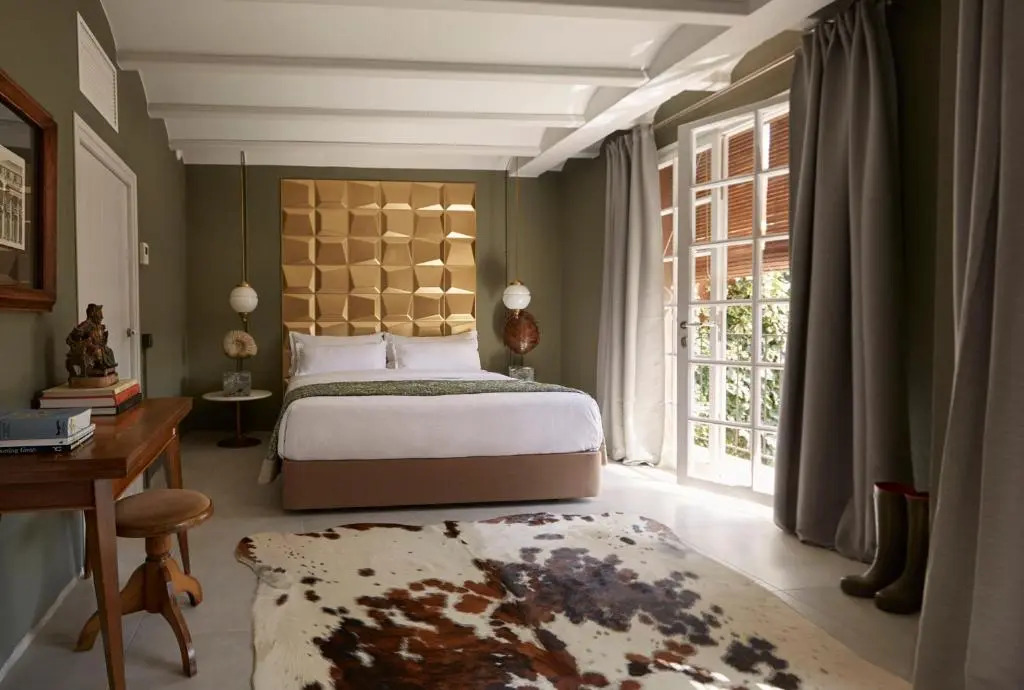 Llimona Suites