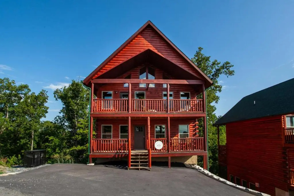 Bandit Lodge BRAND NEW CABIN w Pool