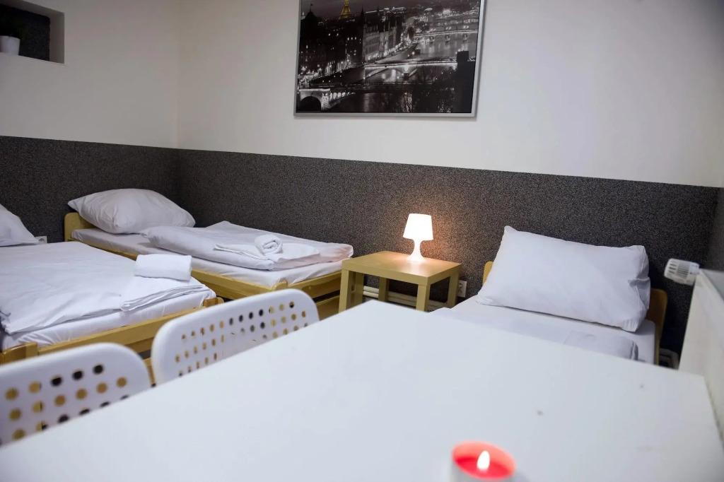 Hostel Seven