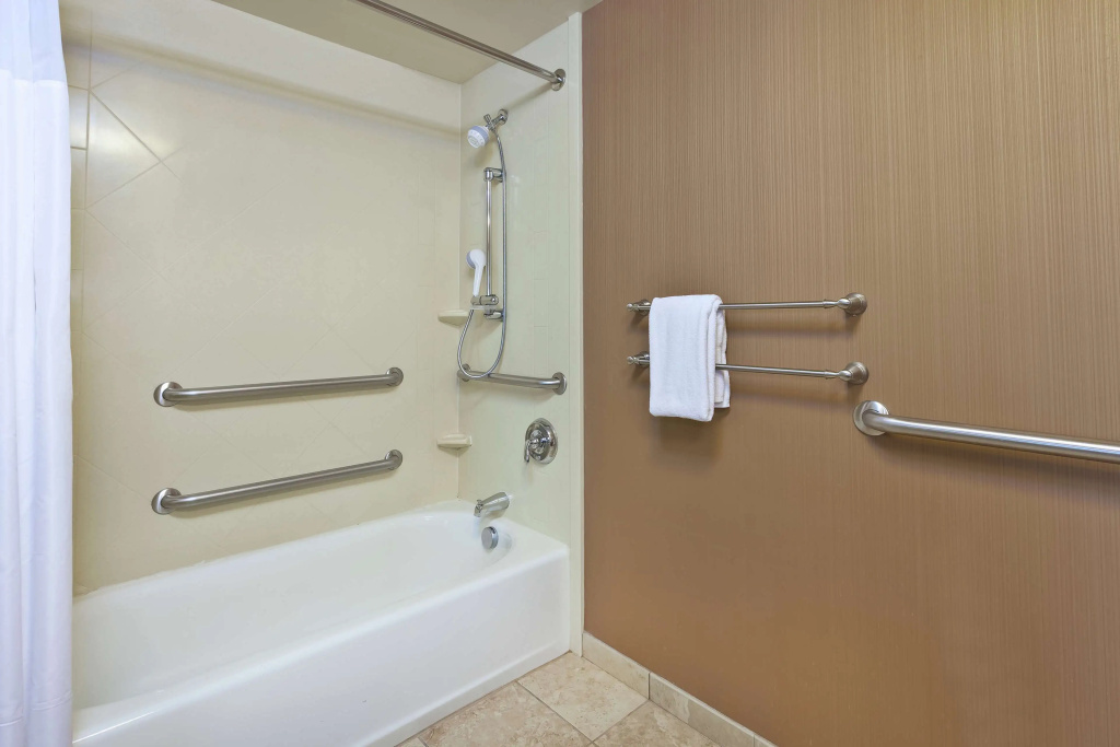 Hampton Inn & Suites Grand Rapids-Airport 28th St
