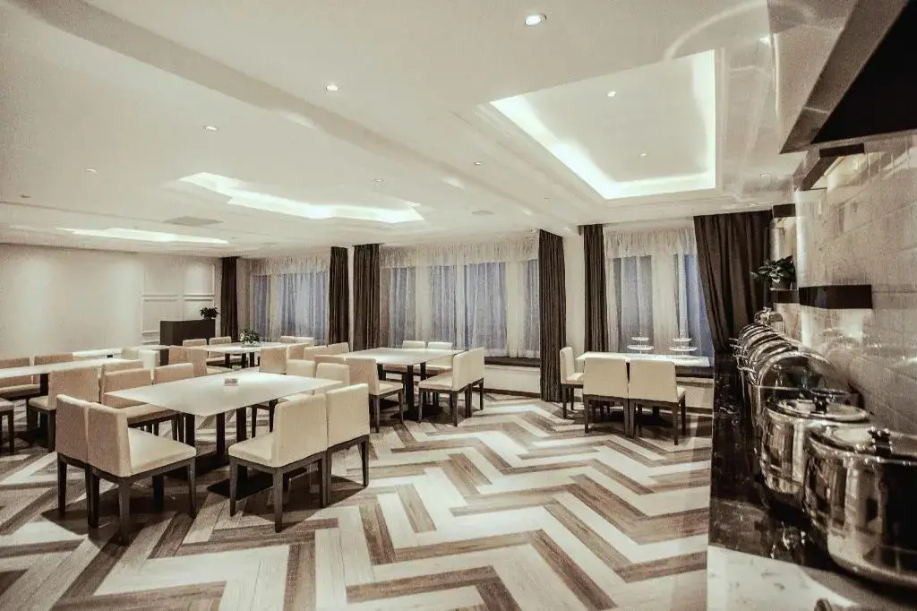 Lanou Hotel (Guiyang Huaxi District Meide Government House Branch)