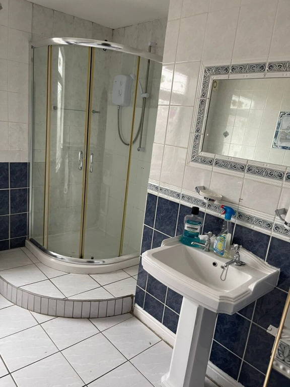 Immaculate 1-bed House in Leeds
