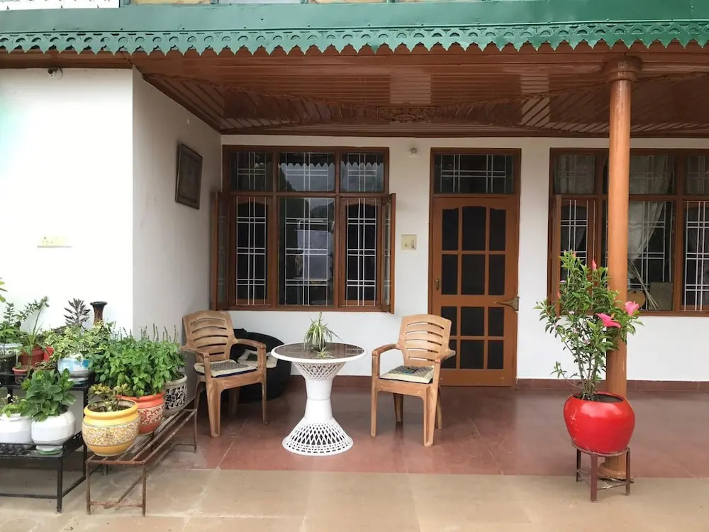 Cozy Solan Apartment With Stunning Views