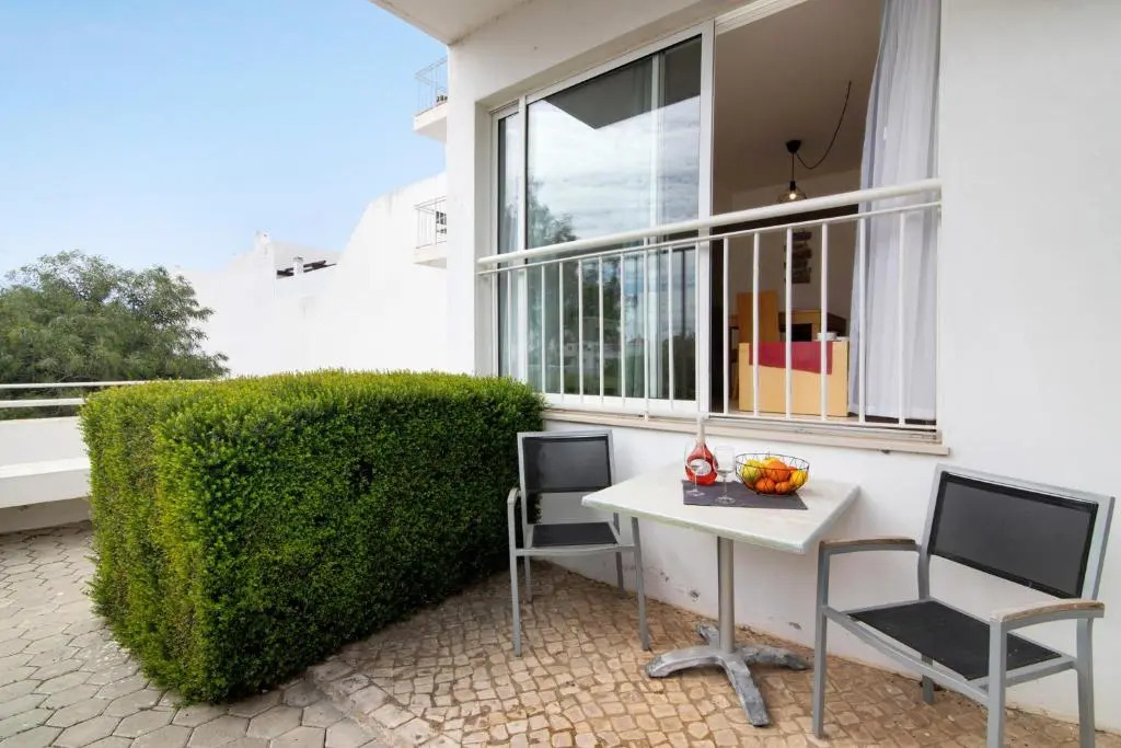 Costa Cabanas 1