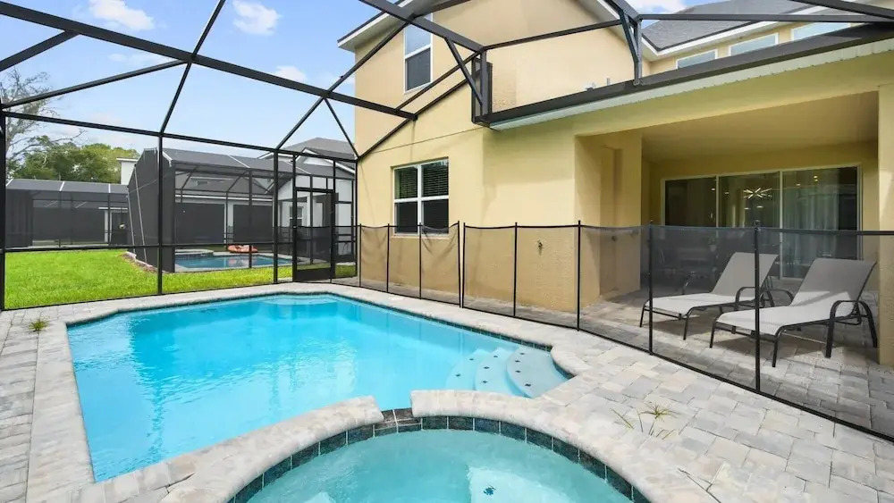 Family-friendly Luxury Home With Private Pool