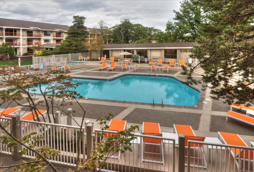 Ashland Hills Hotel & Suites