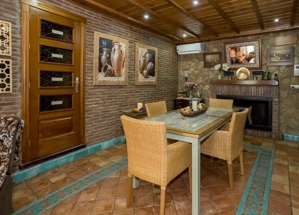 Villa with 2 Bedrooms in Padul, with Wonderful Mountain View, Private Pool, Furnished Terrace - 40 Km From the Slopes
