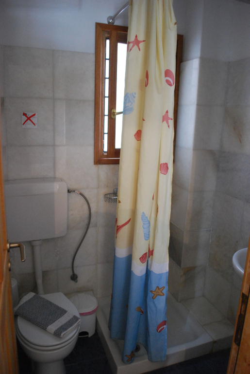 Sirocos Rooms And Studios