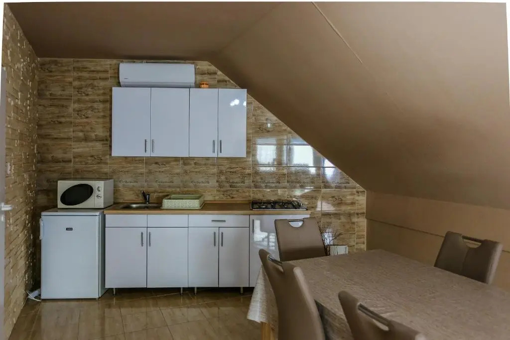 GÁRDI APARTMAN