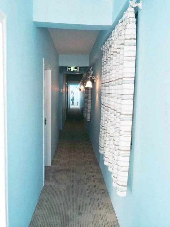 8090 Sea View Room