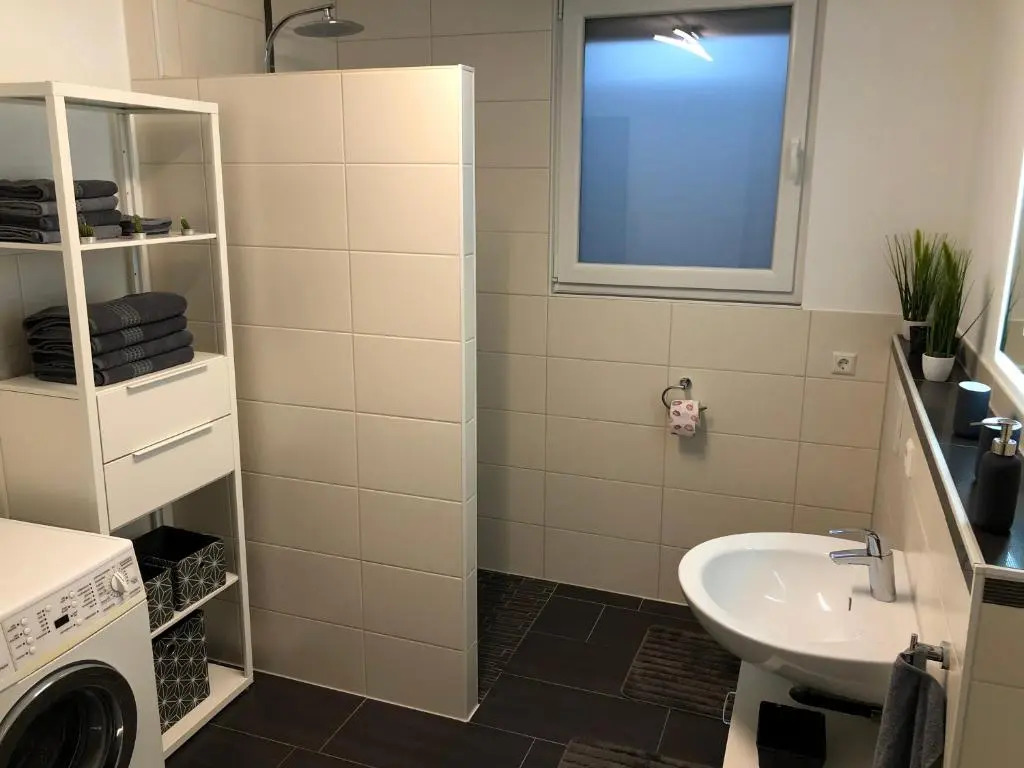 Ferienwohnung Holiday Home mit Netflix