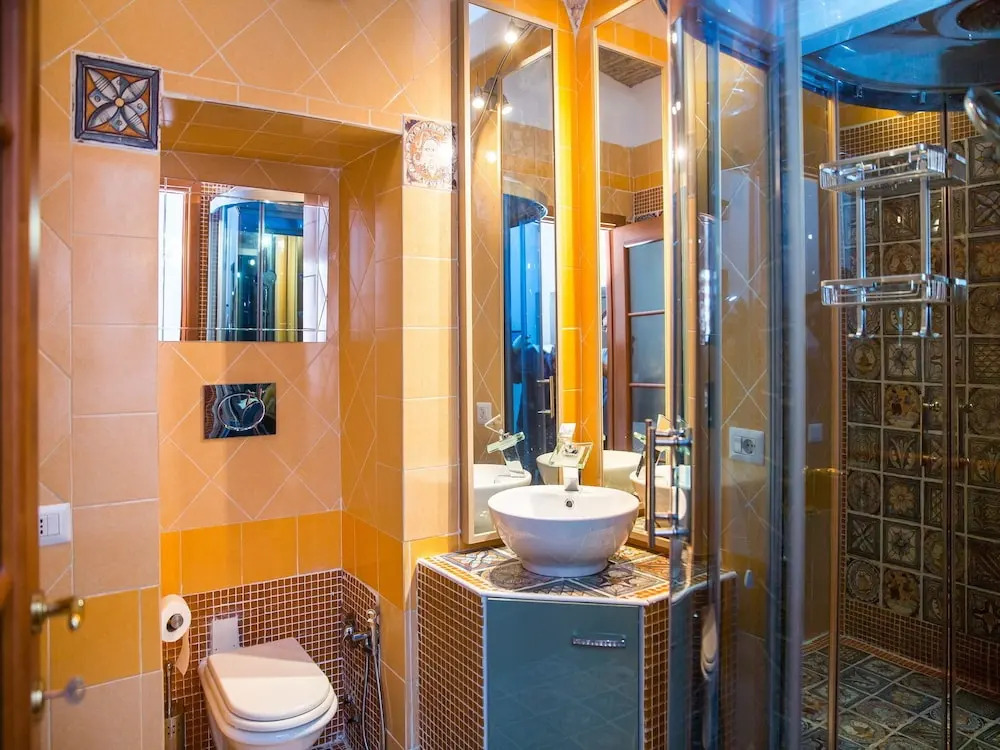 Rent In Rome - Opera Style