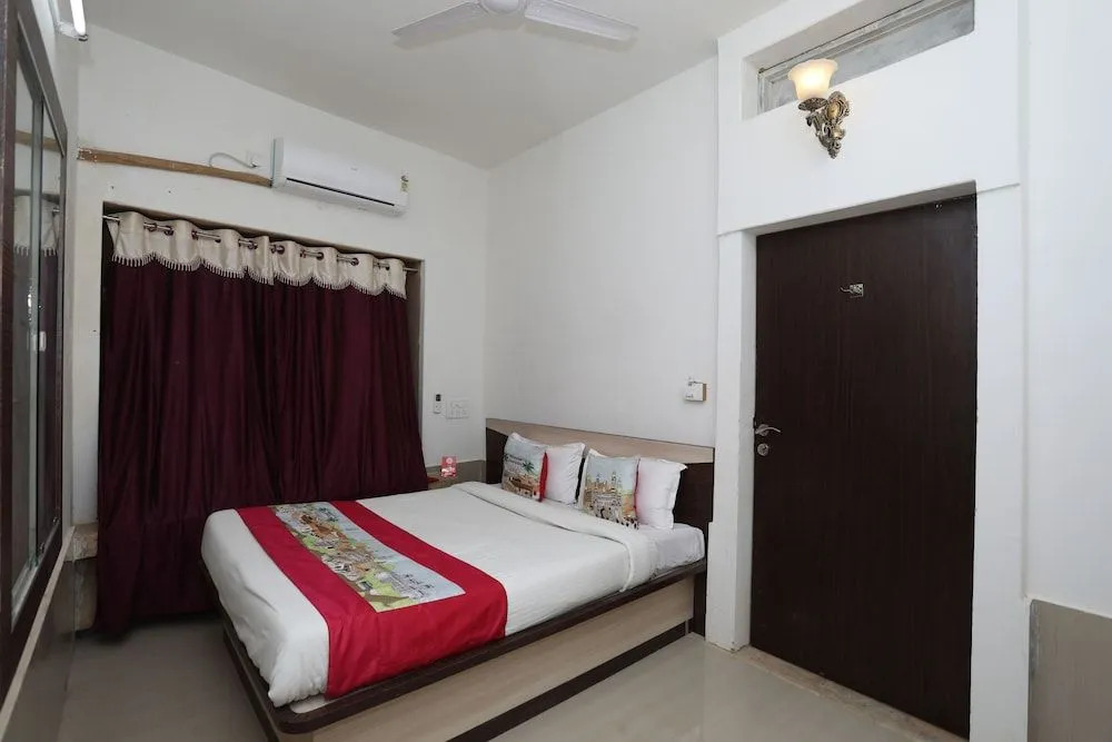 OYO 10358 Chouhan Haveli