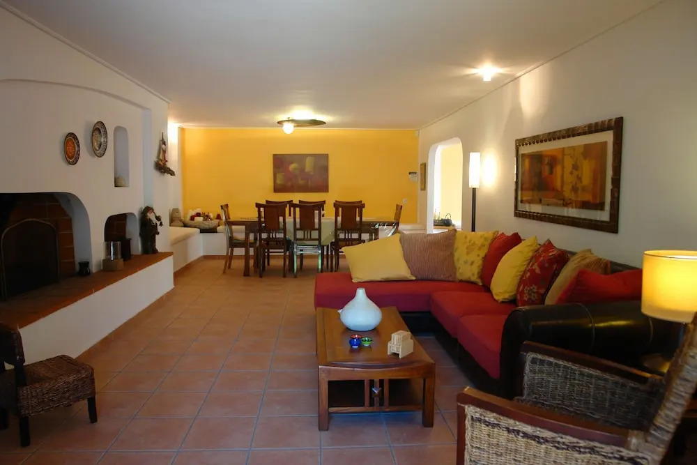 Villa TakeOff Saronida